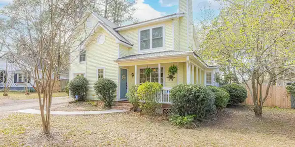 124 Chatam Loop