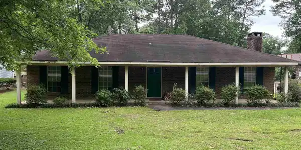 104 Hanover Drive