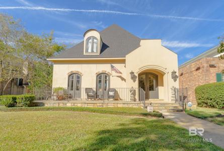 126 Savannah Square