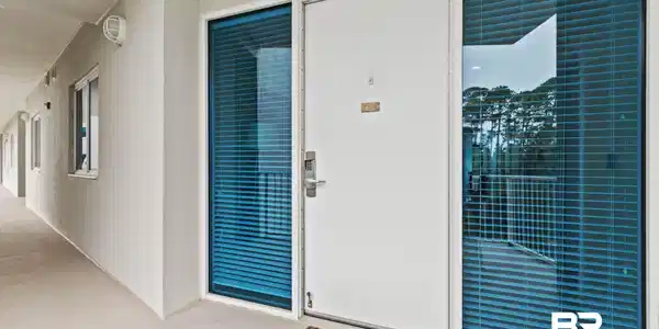 Image 4: Doorway to property