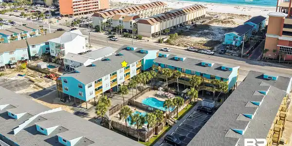 728 W Beach Boulevard
