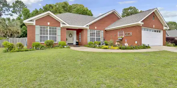 7951 Landing Eagle Drive