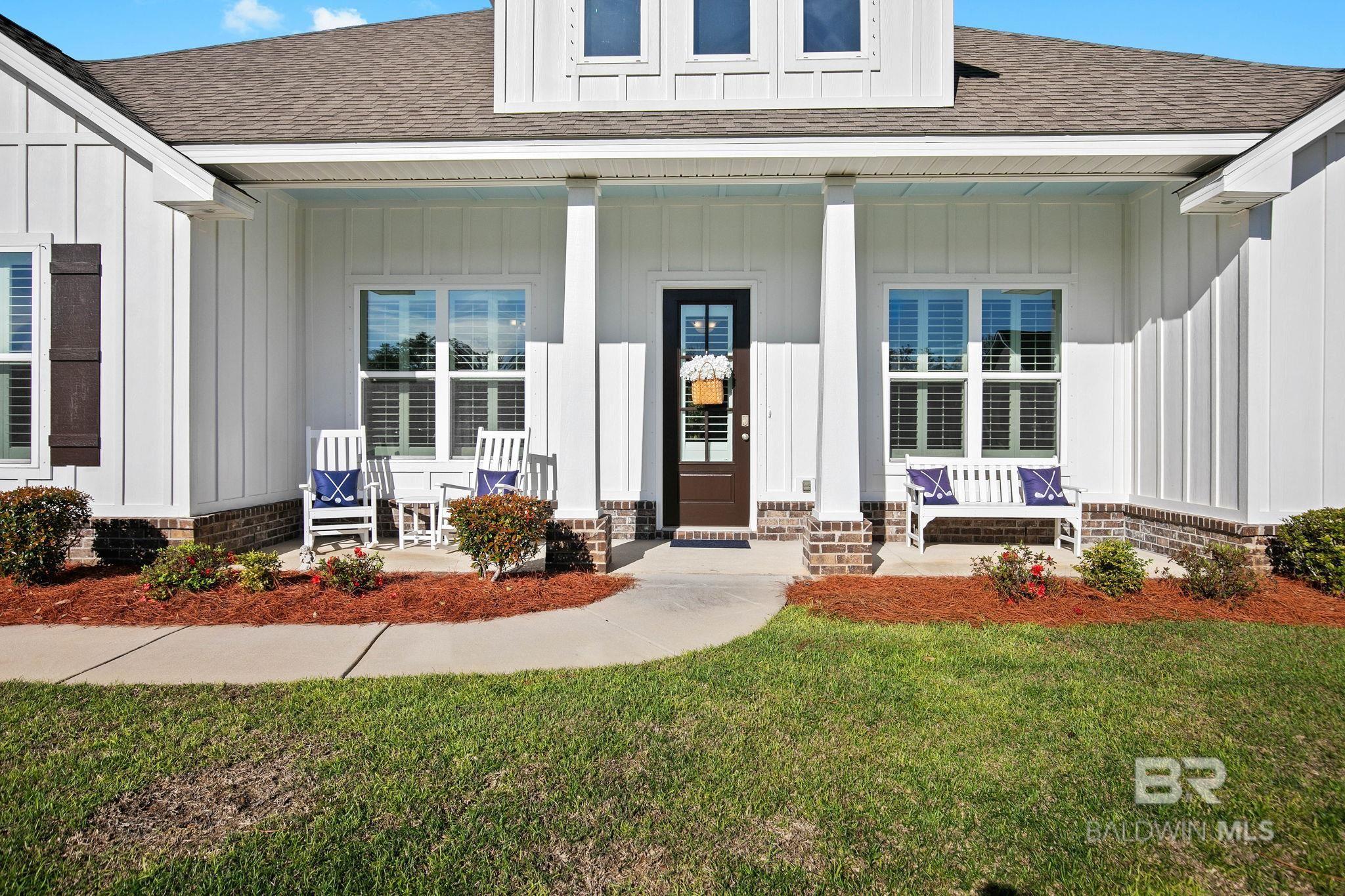 Image 3: Entry
