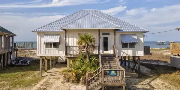 2360 ISLAND SHORES Drive
