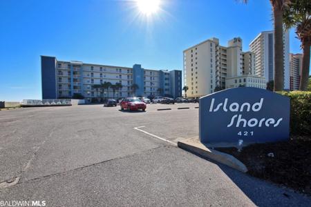 421 Beach Blvd