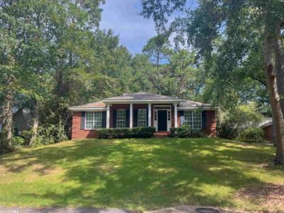 125 Lakeview Loop