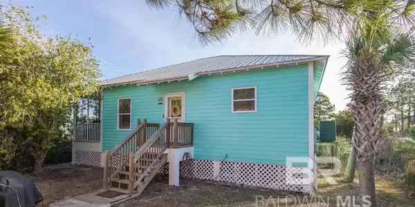 5781 W State Highway 180