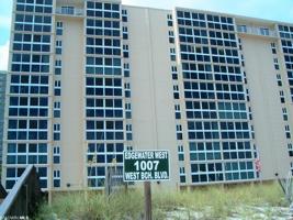 1007 Beach Blvd