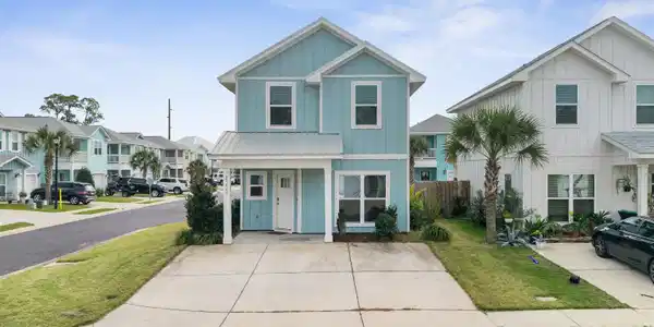 23965 Cottage Loop