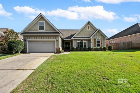 8735 Bainbridge Drive