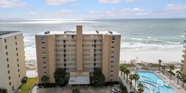 1007 WEST BEACH Boulevard
