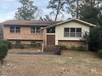 912 Sea Cliff Drive