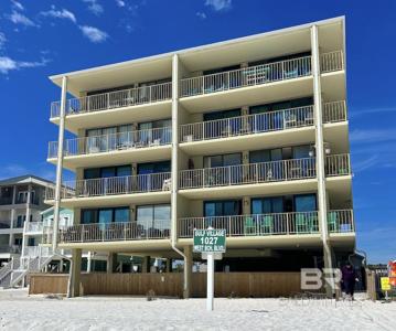 1027 W Beach Boulevard