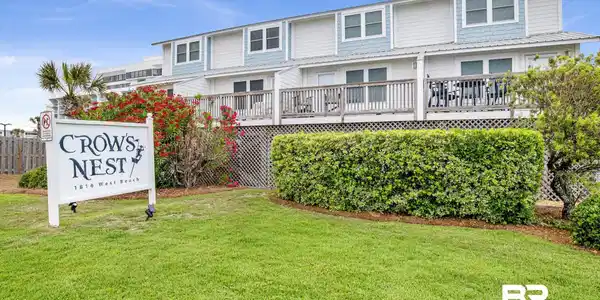 1816 West Beach