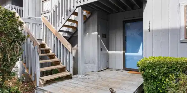 117 Golf Terrace