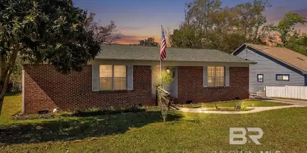 2067 Club House Drive