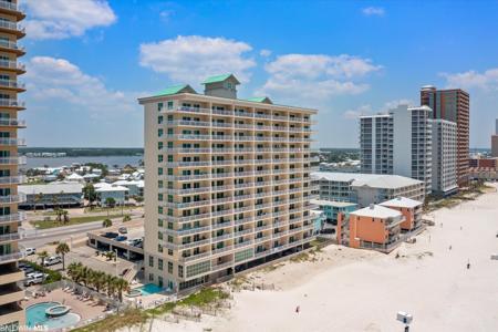921 Beach Blvd