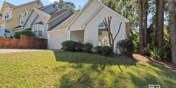 1000 D'olive Springs Drive