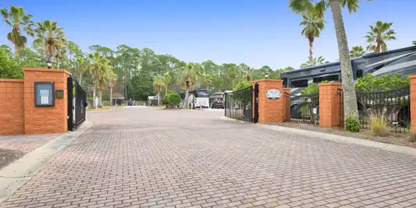 4650 Griffith Marina Road