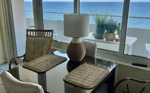 Image 2: VIEWS !!