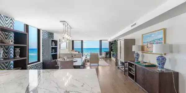 Image 3: 004-3590SouthOceanBoulevard-301-SouthPal