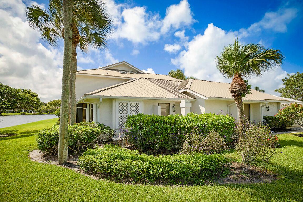 Image 1: 01_5611_SE_Foxcross_Place__mls