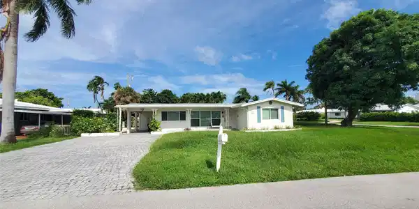 277 Miramar Ave