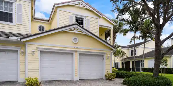 206 Shelley Lane