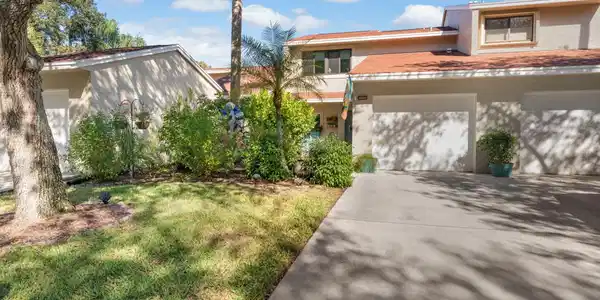 1600 SW Crossings Circle