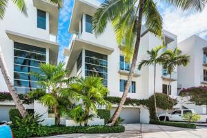 4215 S Ocean Boulevard
