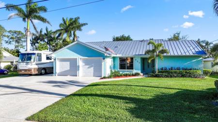 956 SW All American Boulevard