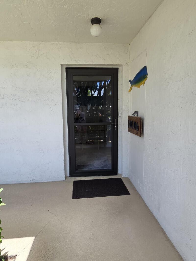 Image 2: 2