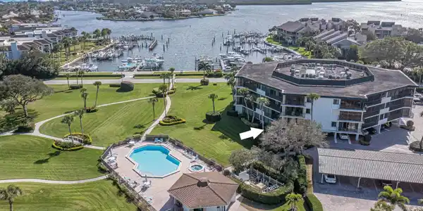 1850 Bay Rd
