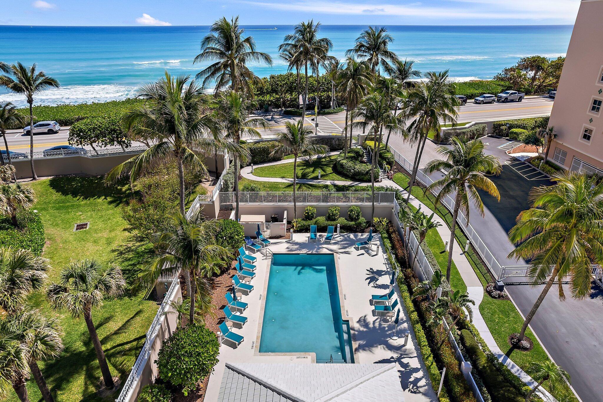 Image 4: jupiter-oceanfront-condo-hero-balcony-oc