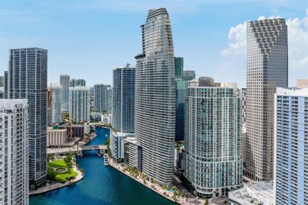 300 Biscayne Blvd Way
