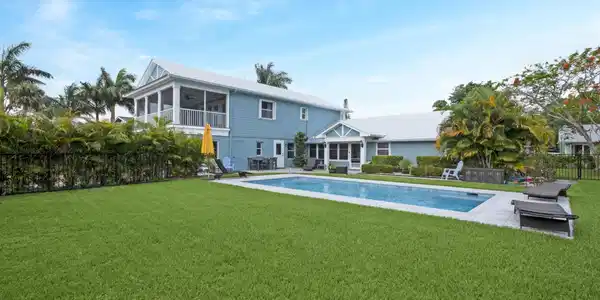 2564 SW Conch Cove Lane