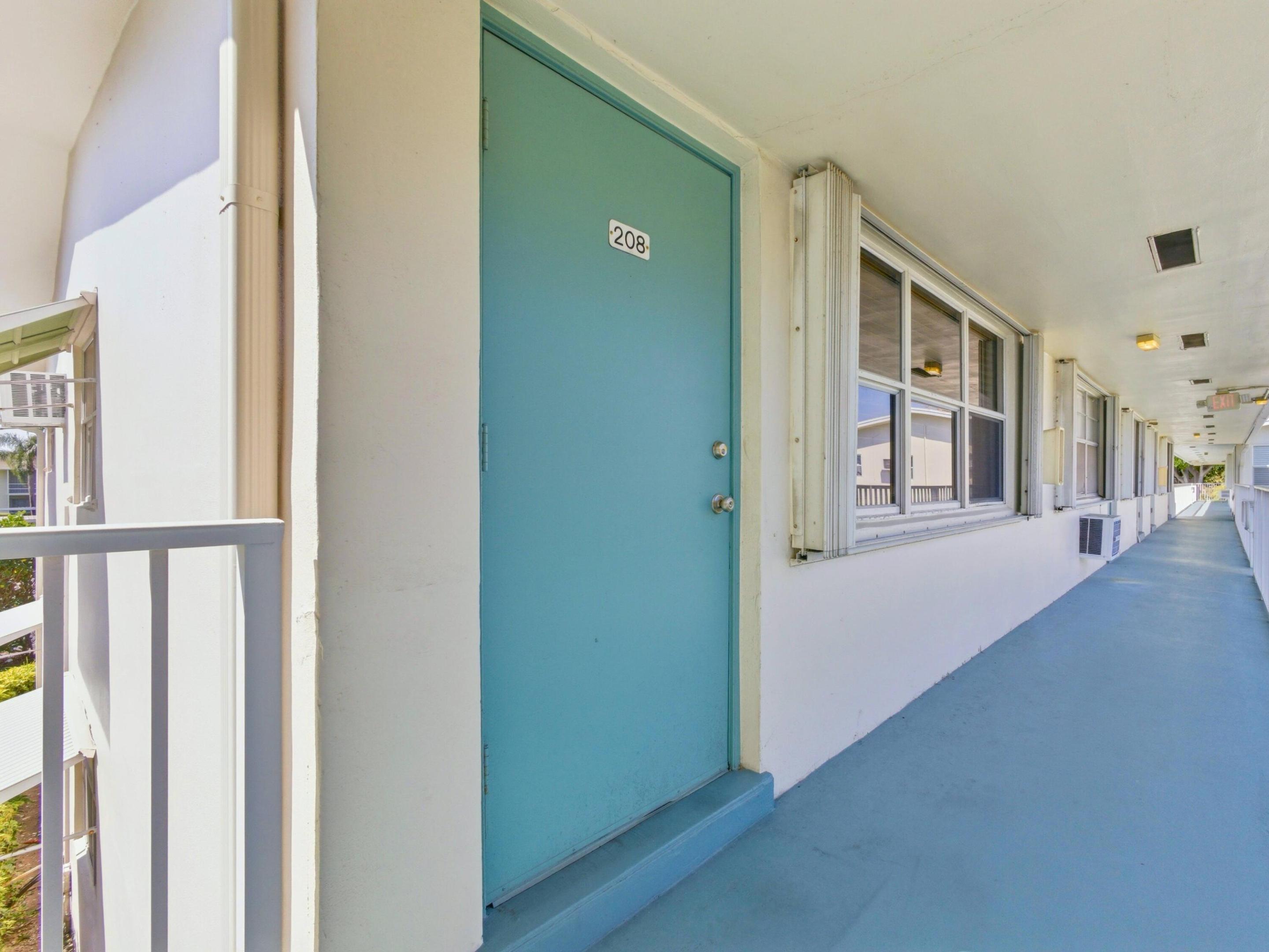 Image 4: Unit Entry