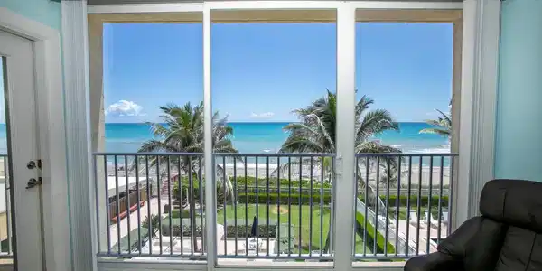 9800 S Ocean Drive