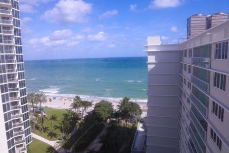 19201 Collins Ave
