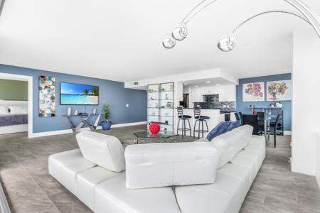 3589 S Ocean Blvd