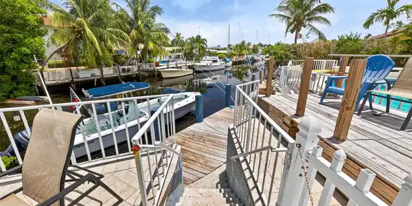 2708 NE 14th Street Causeway