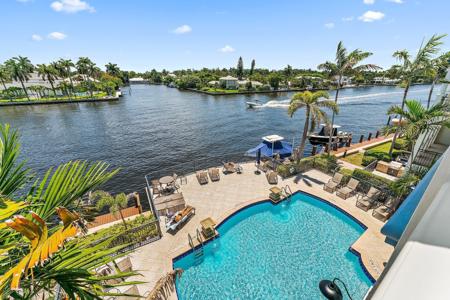 3140 Waterside Circle