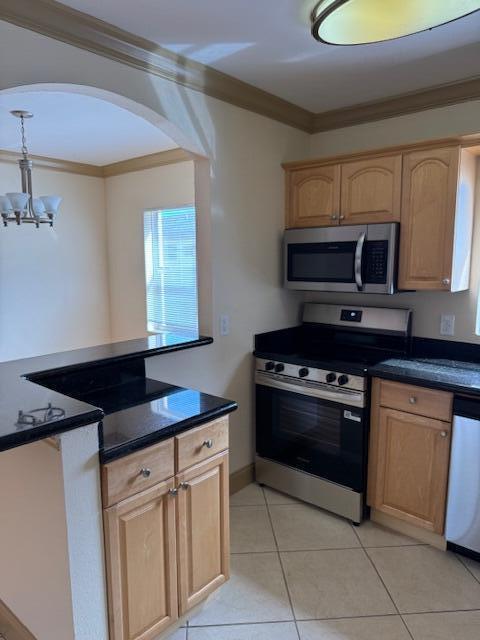 Image 1: Kitchen