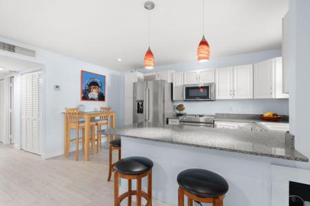 2860 NE 14th Street Causeway