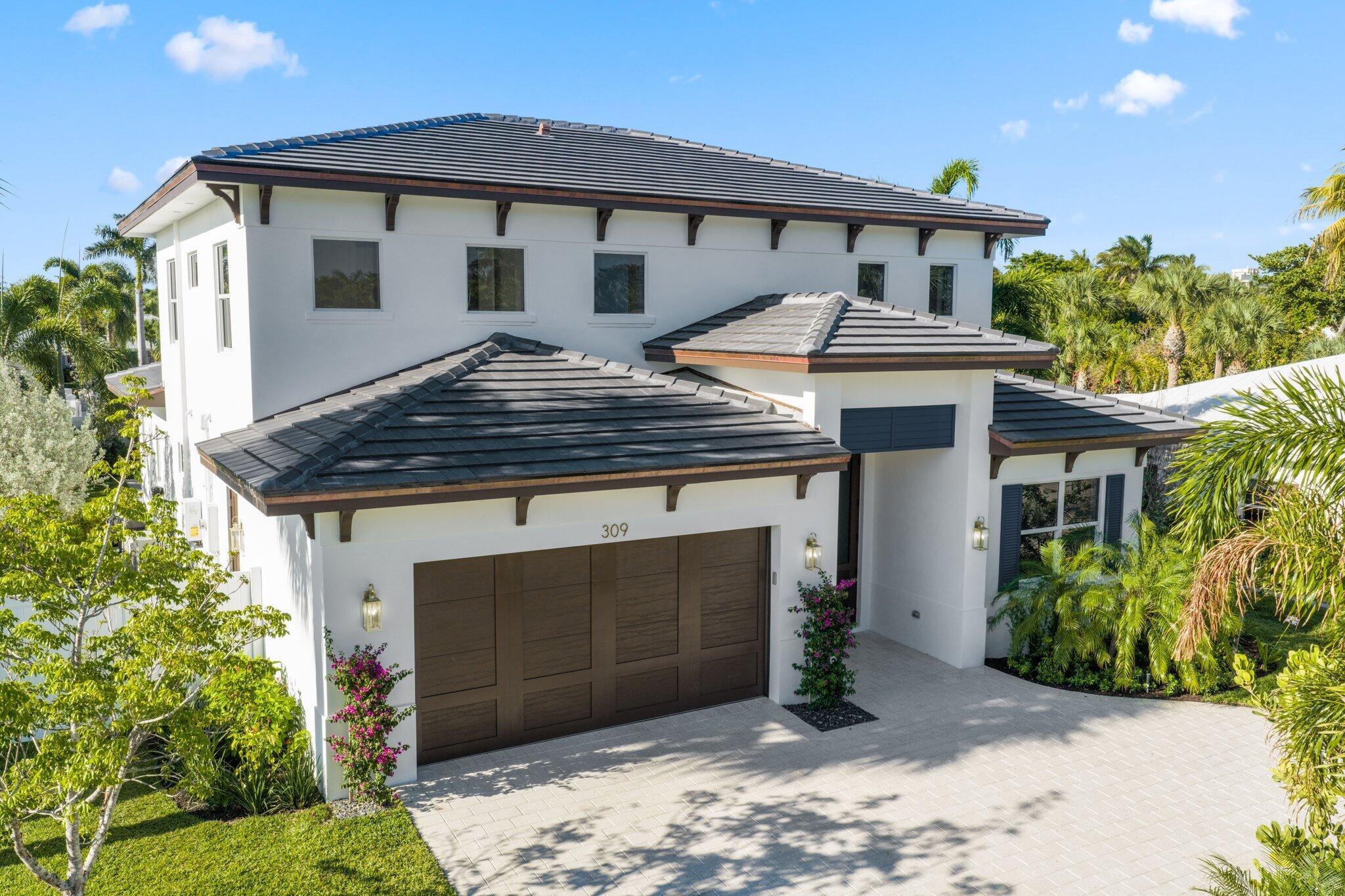 Image 3: 309 Claremont Lane - 3.jpg-SMALL