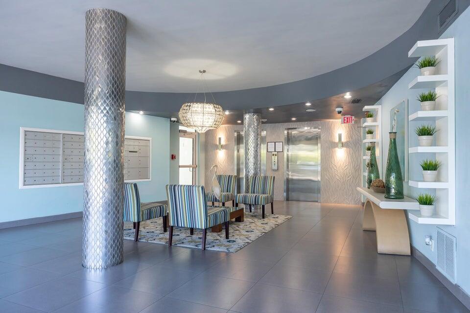 Image 2: LOBBY
