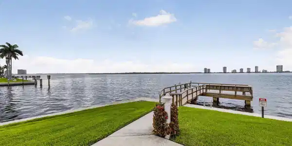 Image 4: 121-web-or-mls-BS1A9234