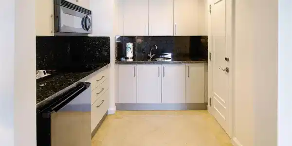 Image 4: Photo 4