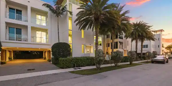 Image 3: Private quiet street with only 21 homes