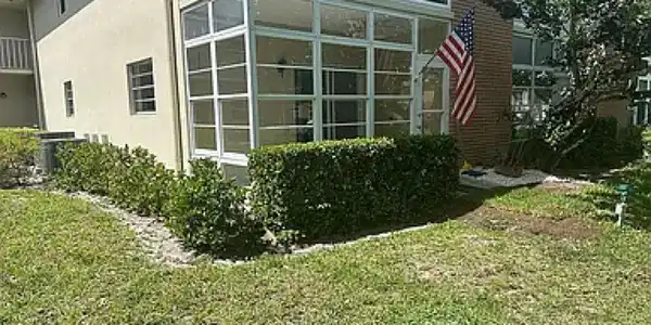4 Vista Gardens Trail